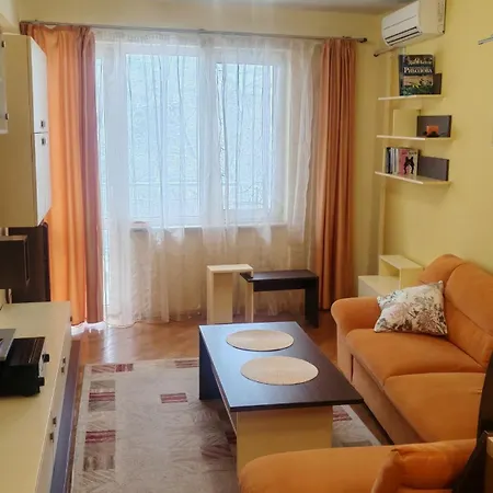Апартамент Cozy In The Center Враца