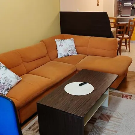 Апартамент Cozy In The Center *