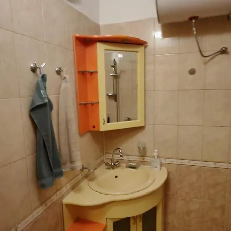 Апартамент Cozy In The Center *